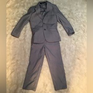 Forger gray 2-piece suit size 4